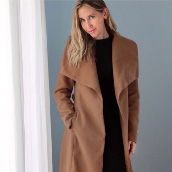 SoldOut11thStreet - Picture 2 of 8